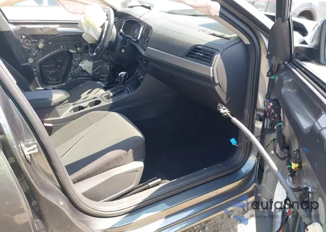 2021 Volkswagen Jetta 1.4T R-Line/1.4T S/1.4T Se z USA, uszkodzony, nr VIN 3VWC57BUXMM027732